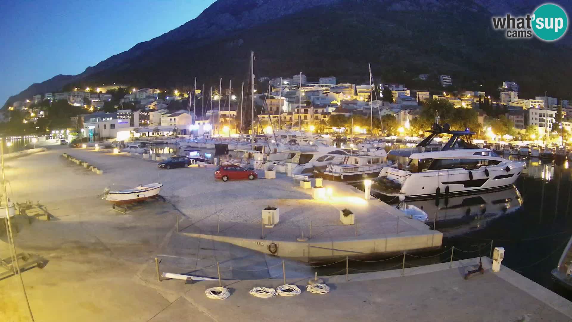 Webcam Live – View of Baška Voda and Biokovo mountain