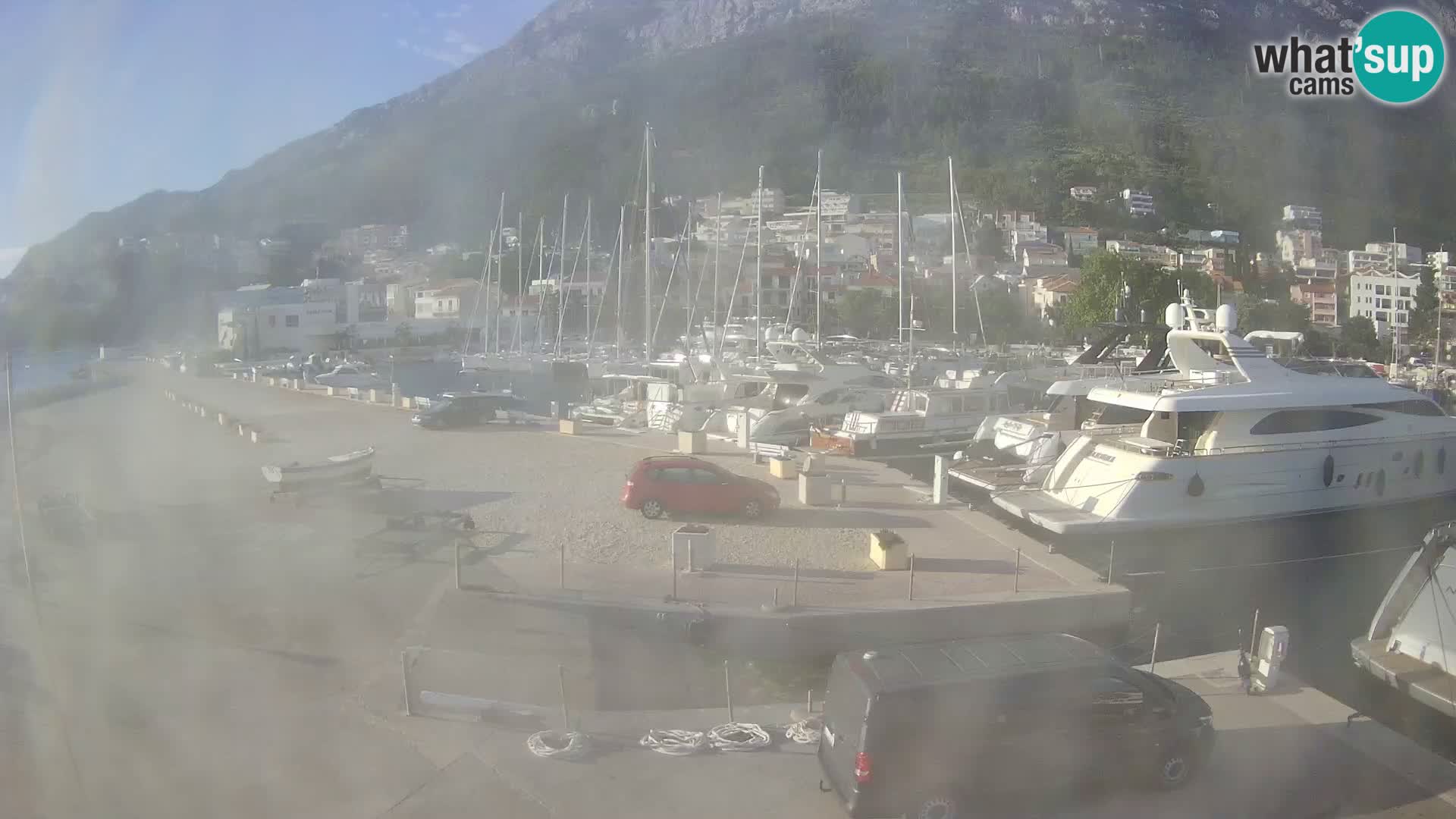 Webcam Live – View of Baška Voda and Biokovo mountain