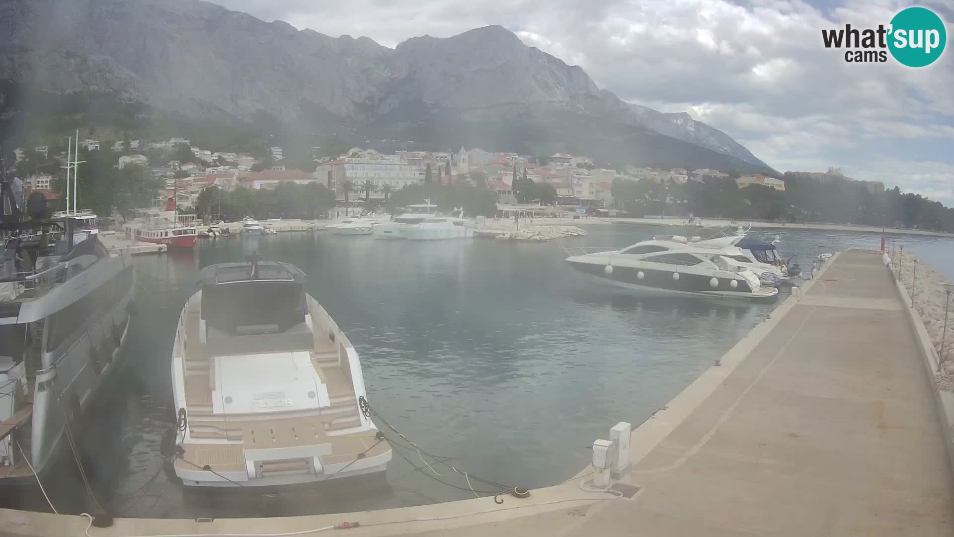 Webcam Live – Panorama di Baška Voda e delle montagne Biokovo