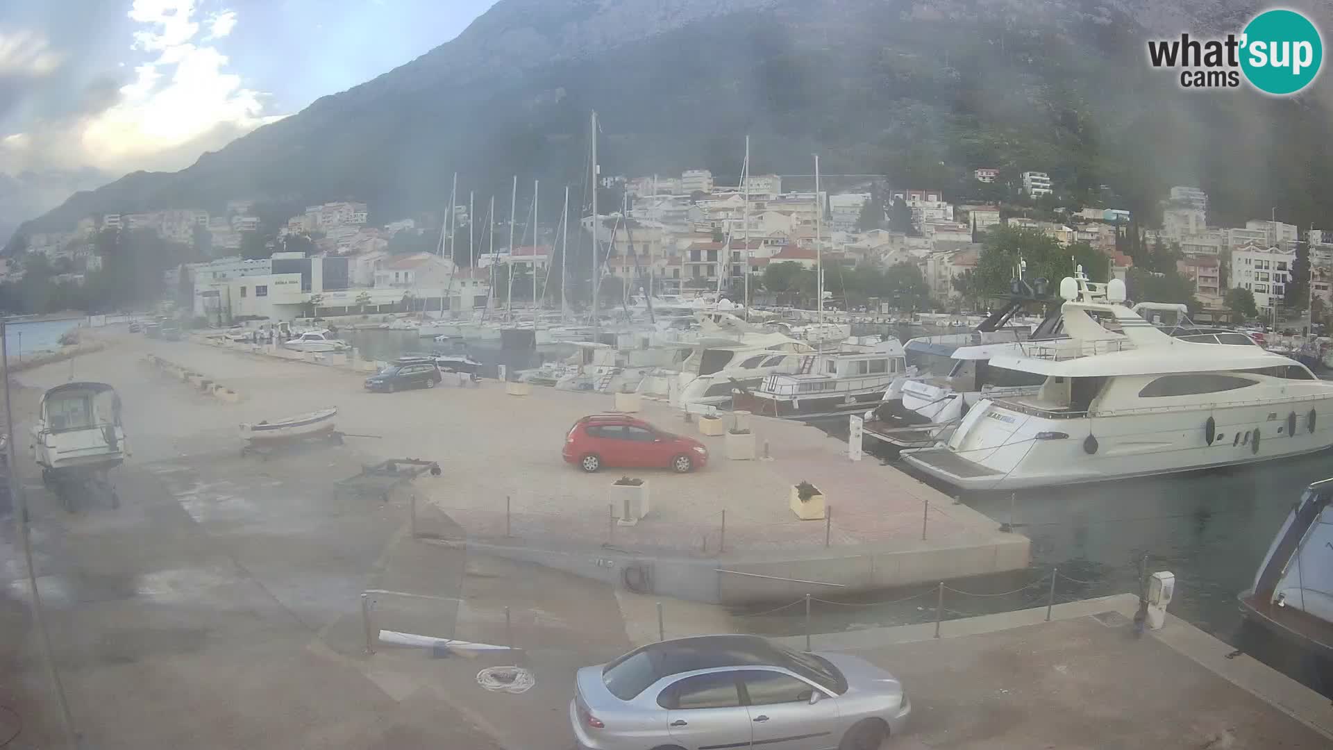 Webcam Live – Panorama di Baška Voda e delle montagne Biokovo