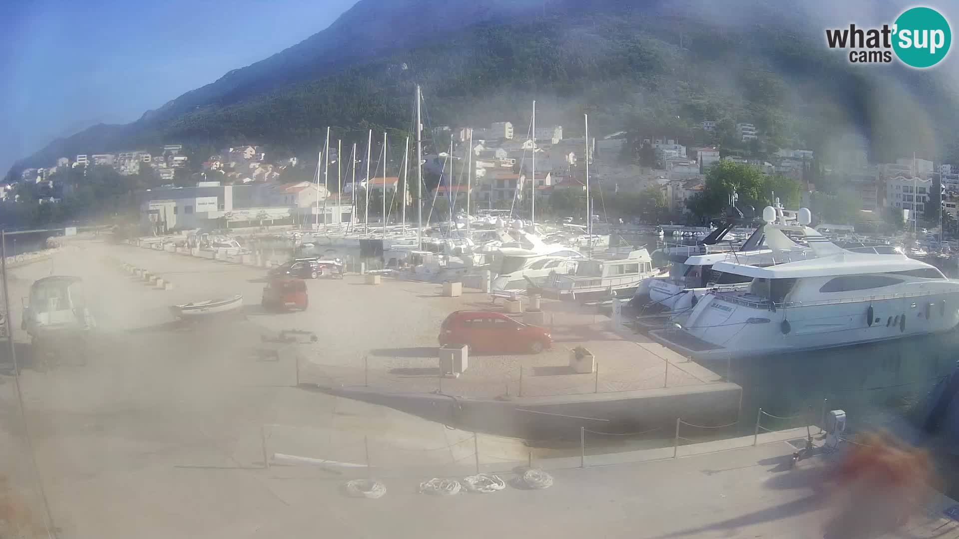 Webcam Live – View of Baška Voda and Biokovo mountain