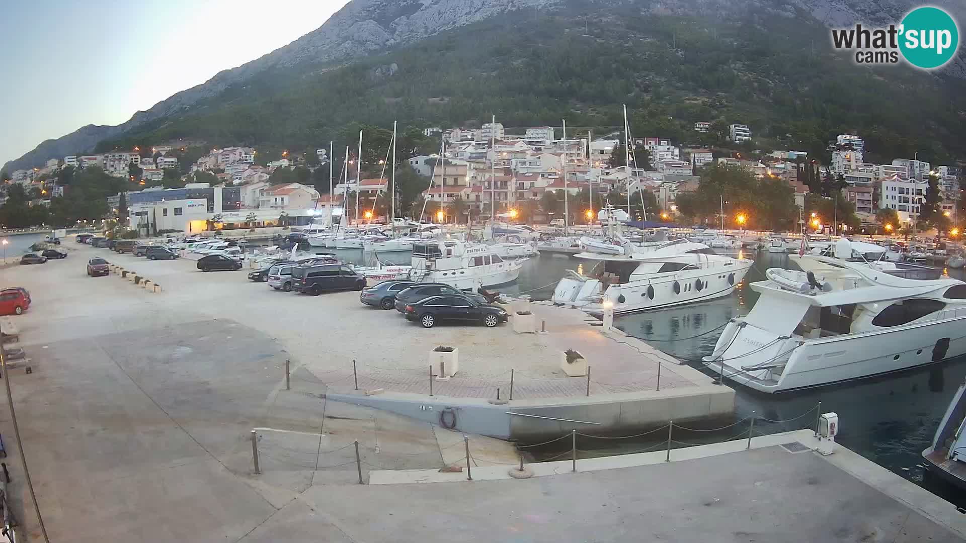 Webcam Live – View of Baška Voda and Biokovo mountain