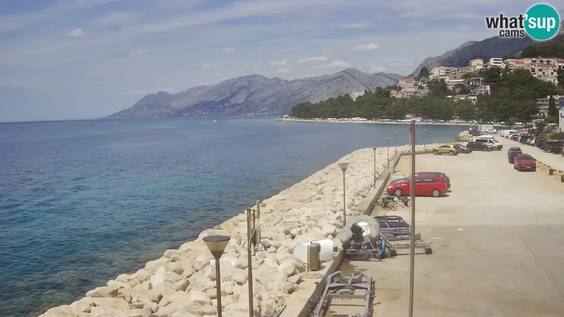 Web Kamera Baška Voda luka – Pogled na grad i masiv Biokovo
