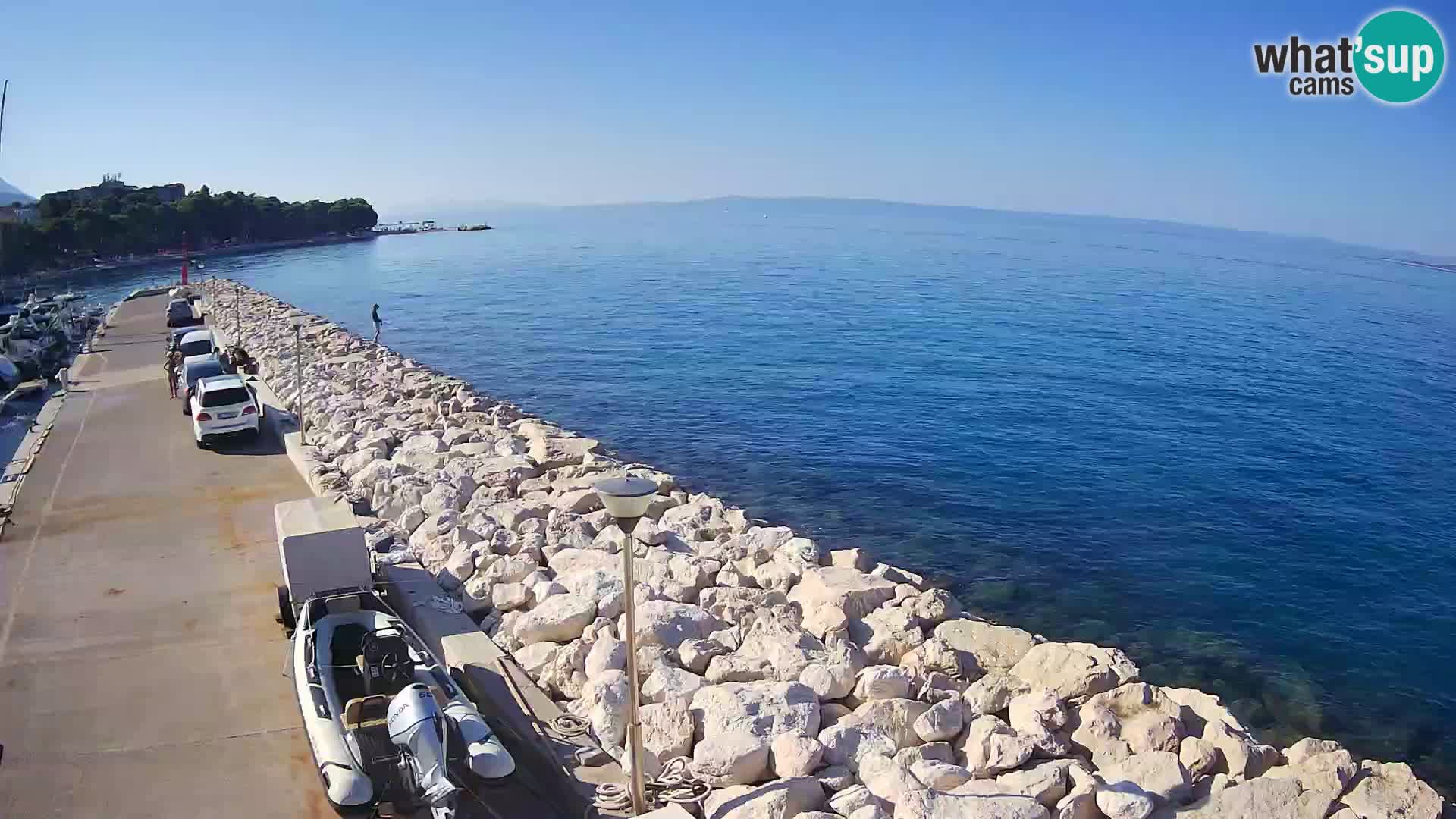 Spletna kamera – Baška Voda, pogled na mesto in goro Biokovo