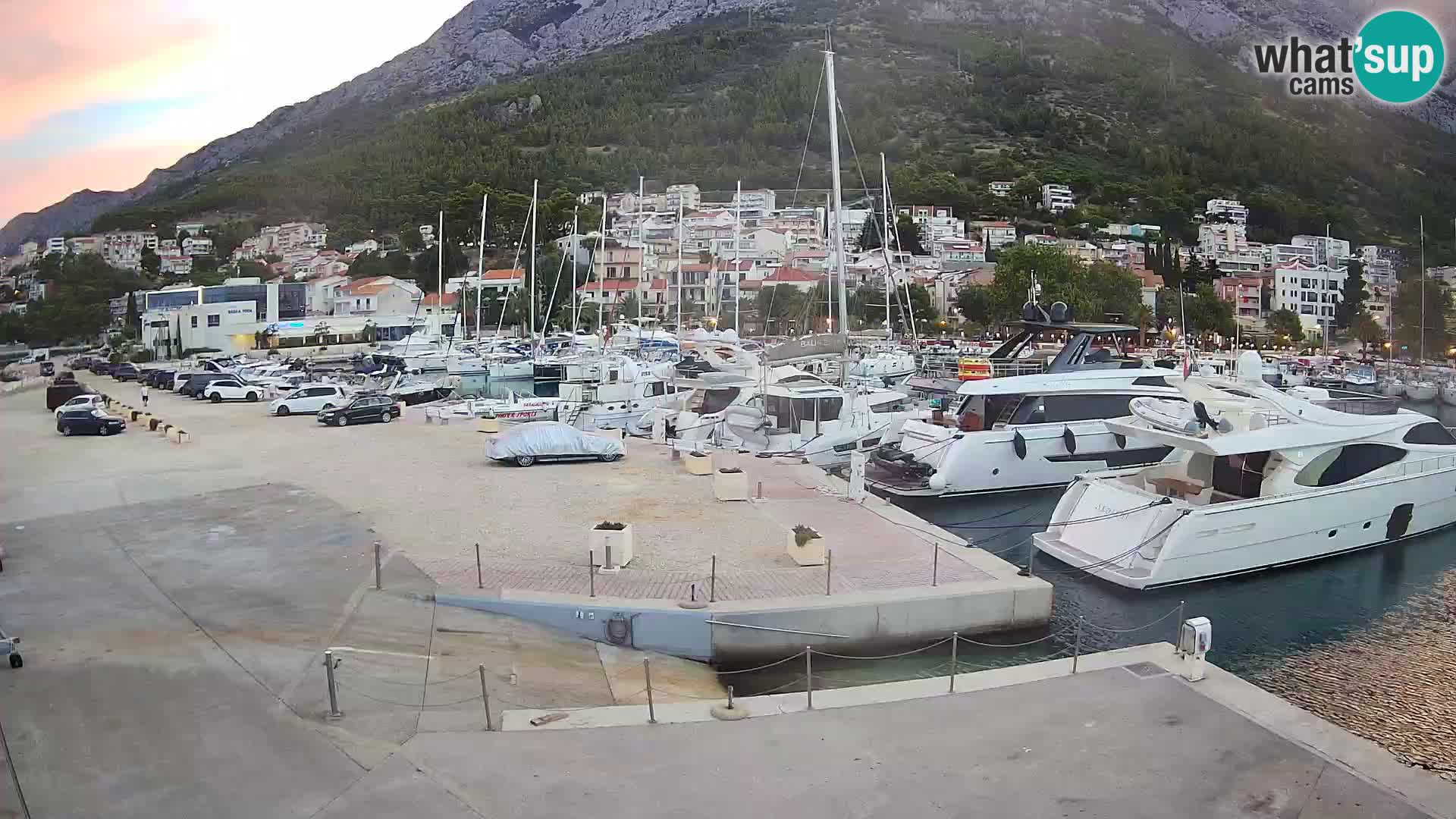 Webcam Live – View of Baška Voda and Biokovo mountain