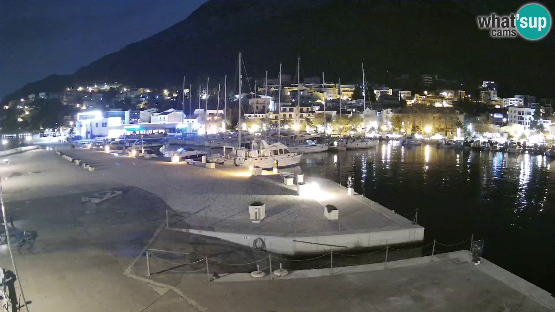 Spletna kamera – Baška Voda, pogled na mesto in goro Biokovo