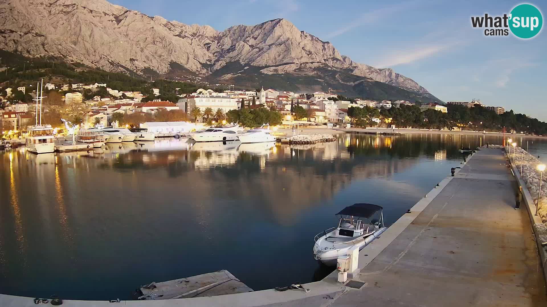 Webcam Live – Panorama di Baška Voda e delle montagne Biokovo