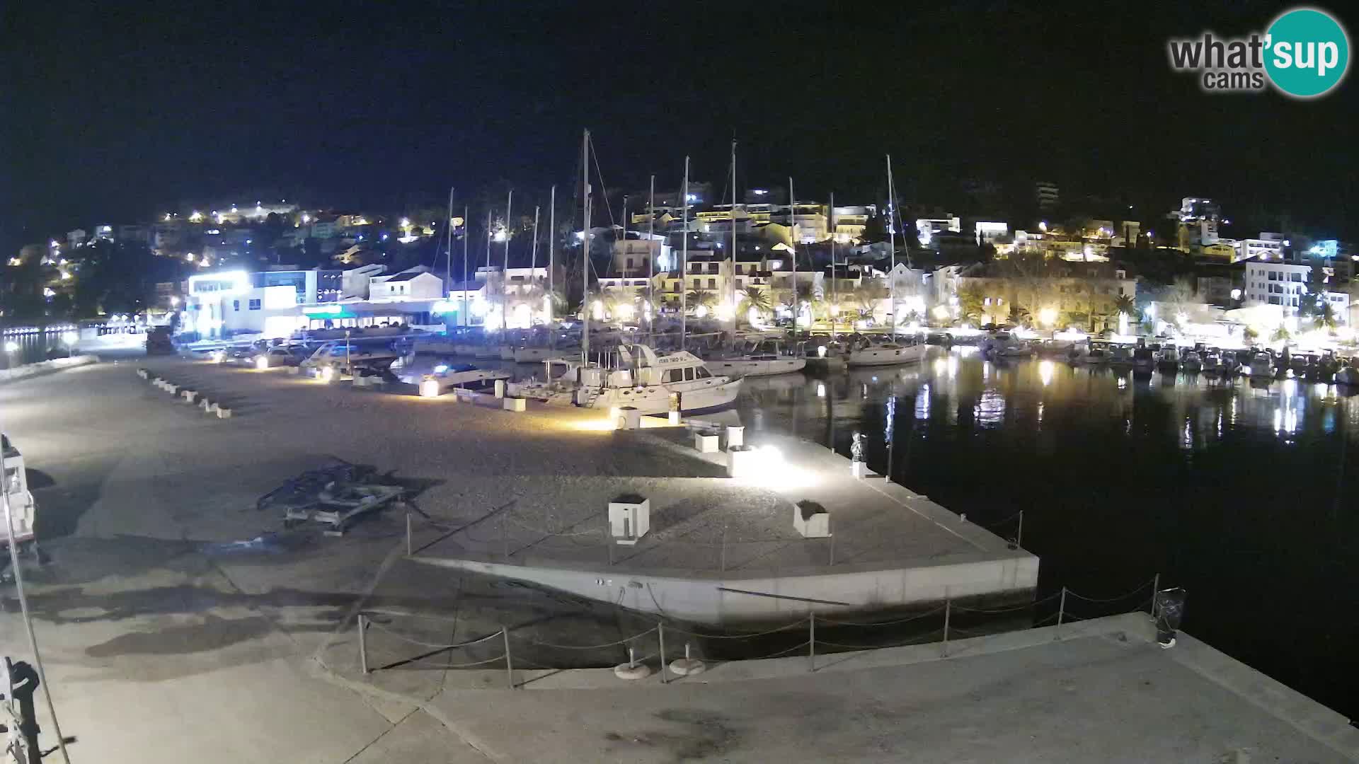 Web Kamera Baška Voda luka – Pogled na grad i masiv Biokovo