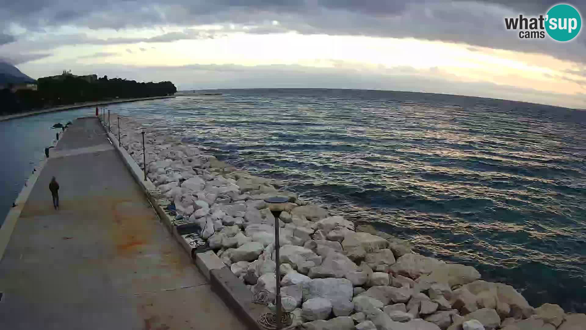 Webcam Live – View of Baška Voda and Biokovo mountain