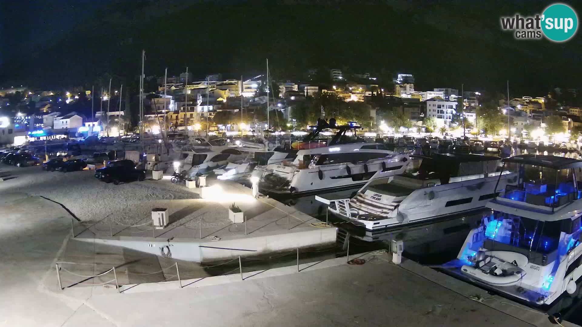 Spletna kamera – Baška Voda, pogled na mesto in goro Biokovo