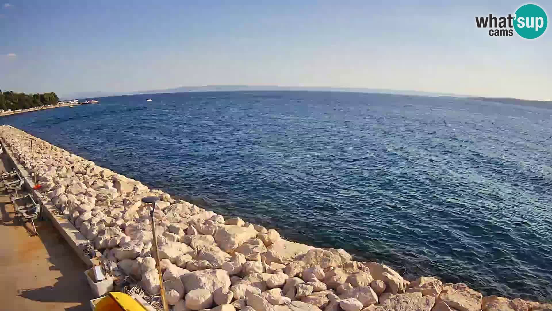 Web Kamera Baška Voda luka – Pogled na grad i masiv Biokovo