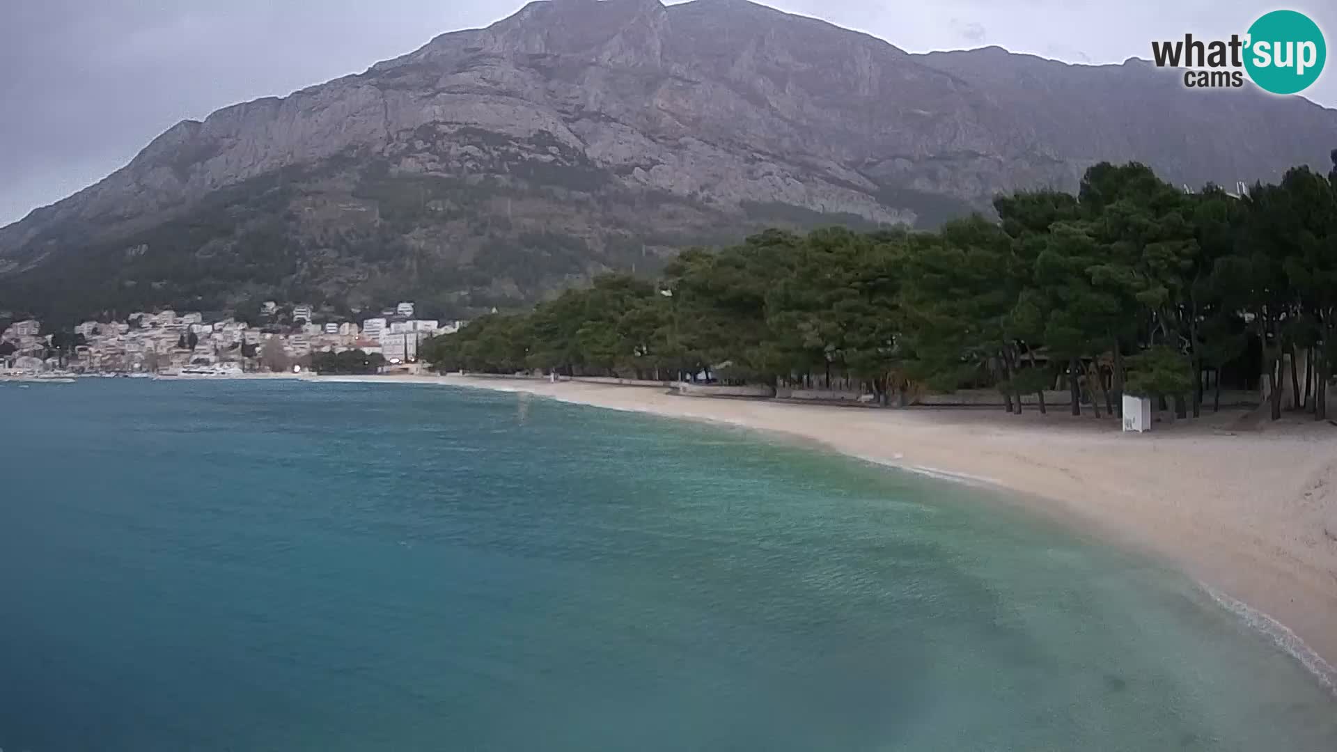 Spletna kamera – Baška Voda – Borik, pogled na plažo Nikolina