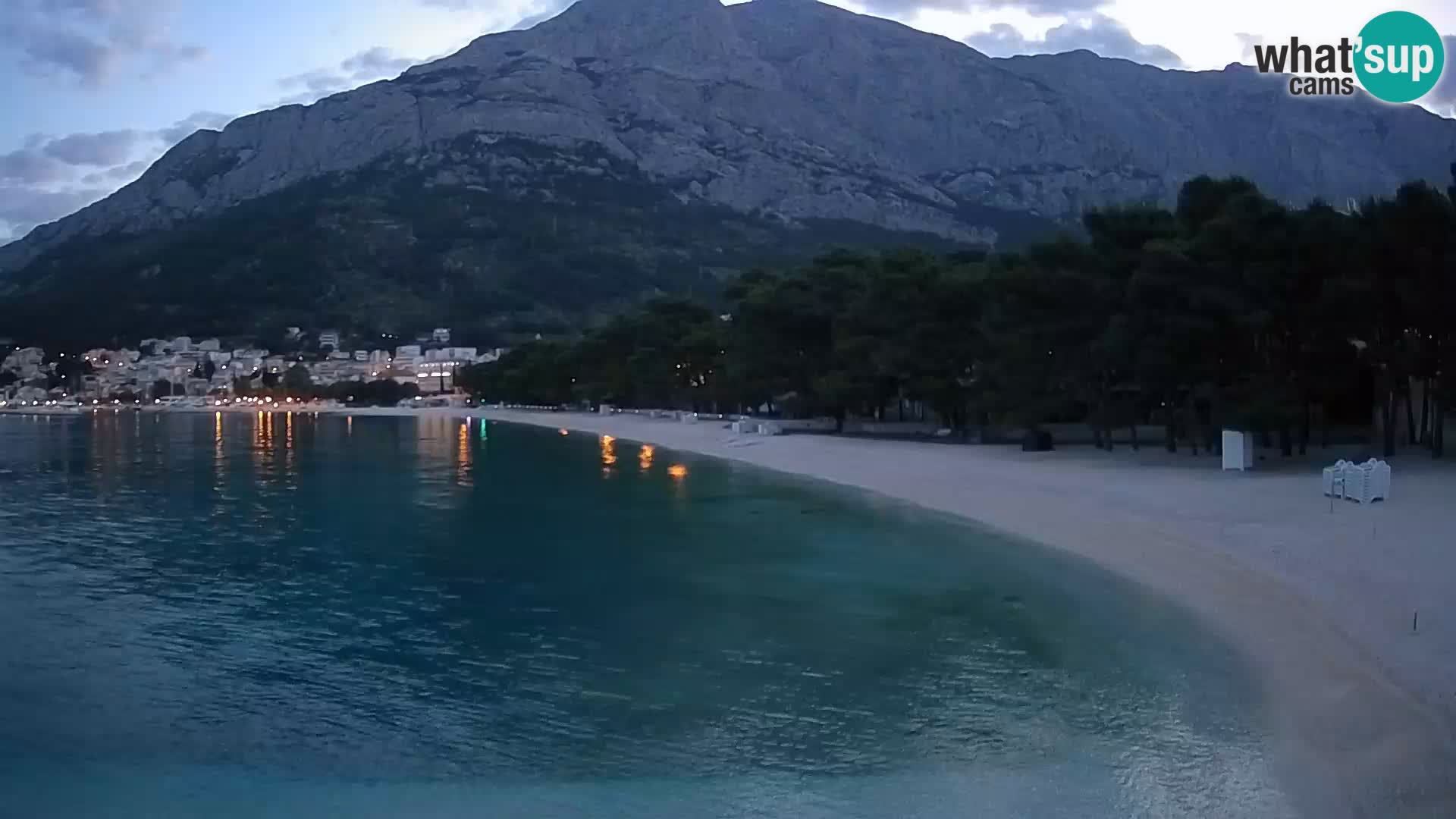 Spletna kamera – Baška Voda – Borik, pogled na plažo Nikolina