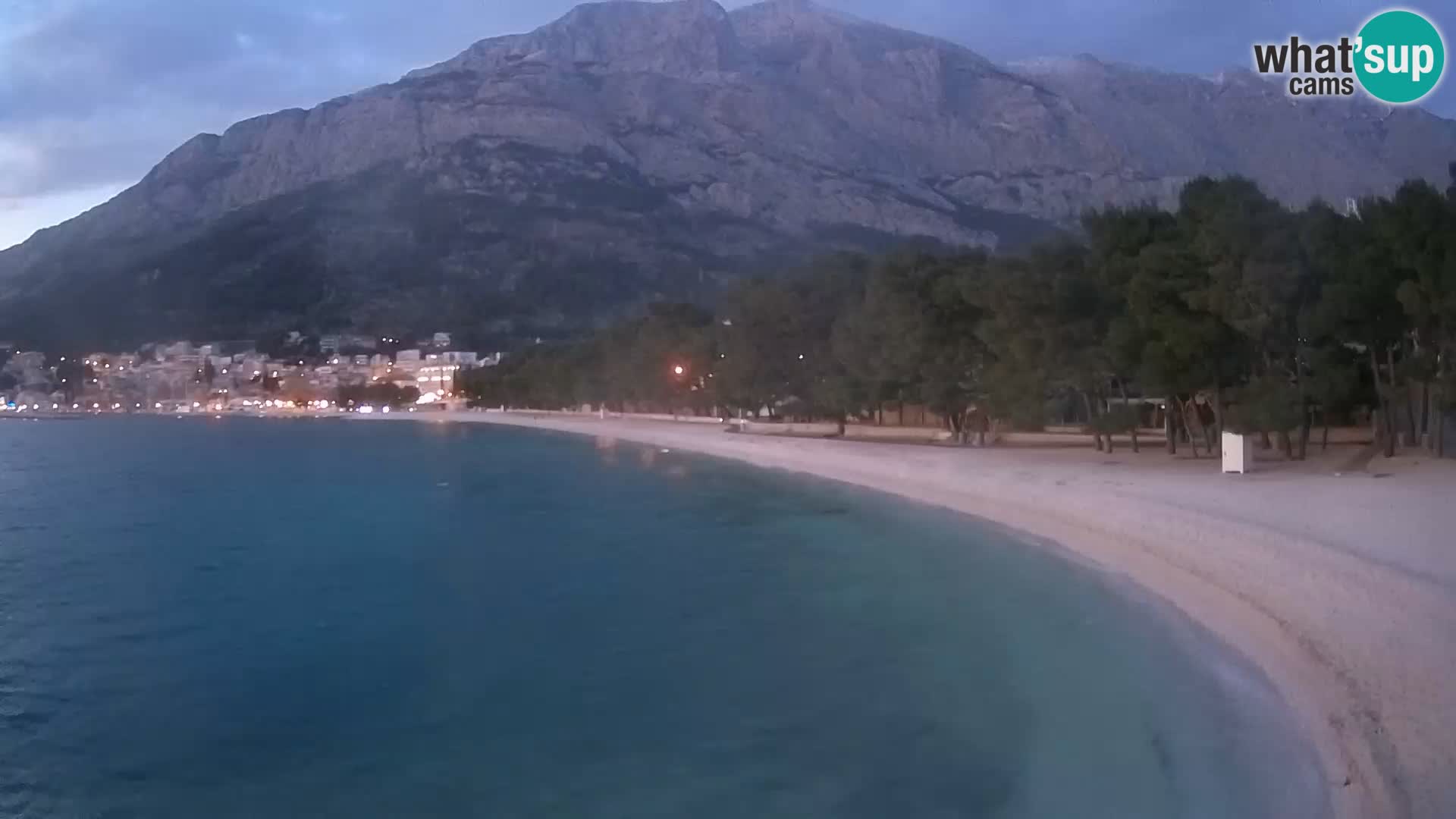 Spletna kamera – Baška Voda – Borik, pogled na plažo Nikolina