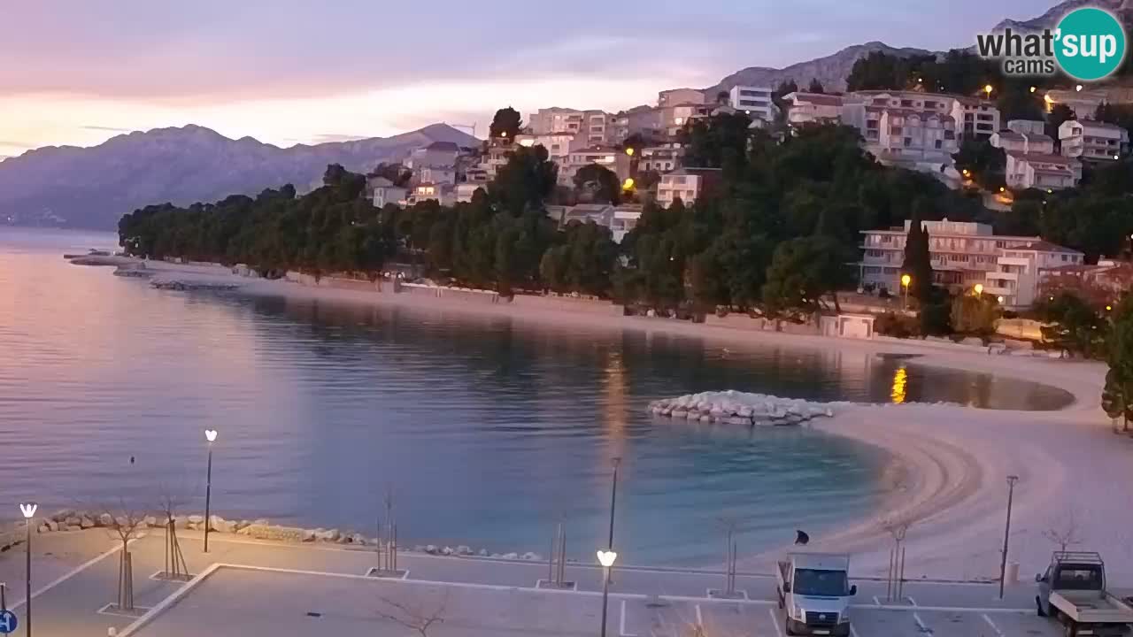 Baška Voda u živo | web kamera plaža Podluka