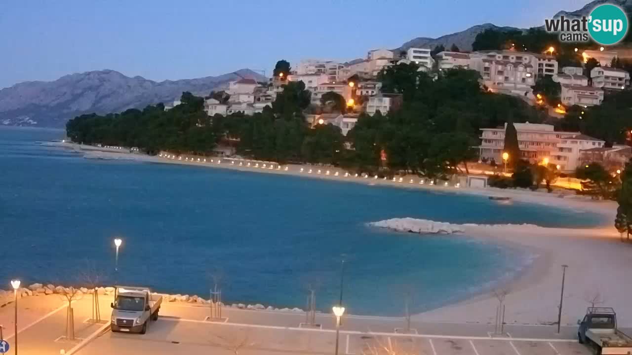 Baška Voda v živo – plaža Podluka