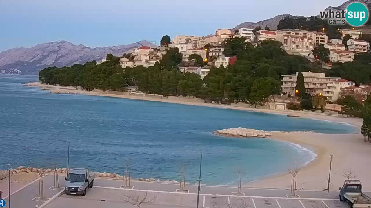 Baška Voda v živo – plaža Podluka