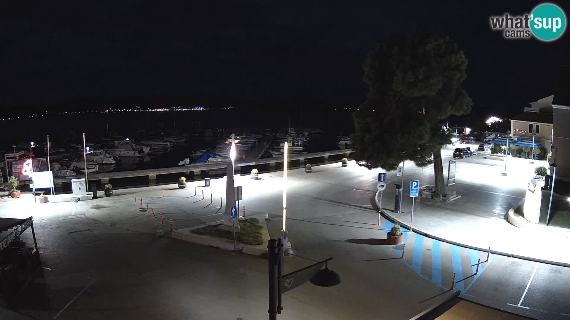 Biograd na Moru webcam – König Tomislav Platz