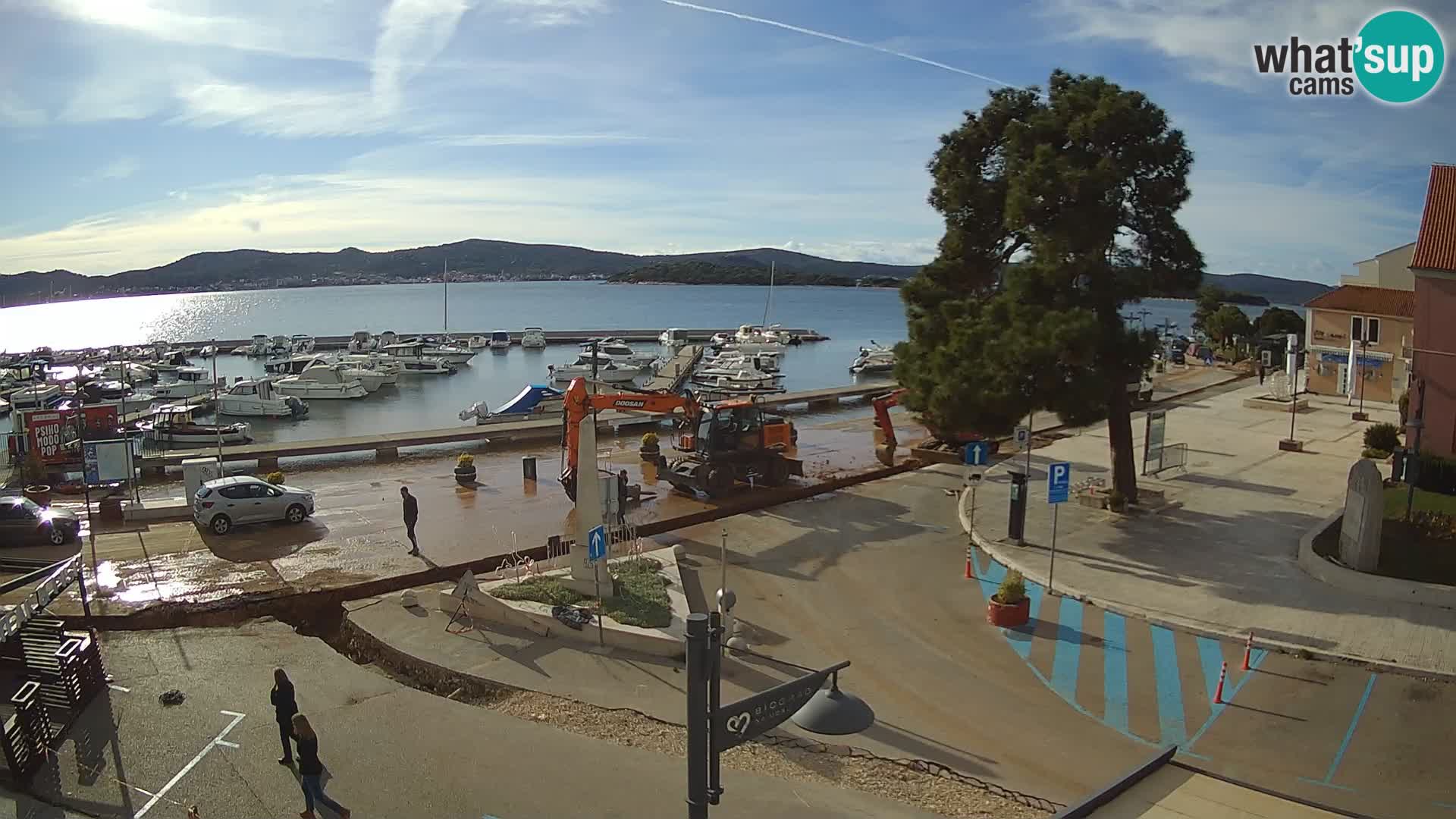 Biograd na Moru webcam – König Tomislav Platz