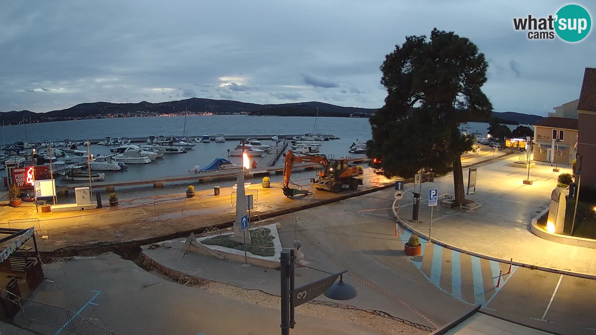 Biograd na Moru webcam – König Tomislav Platz