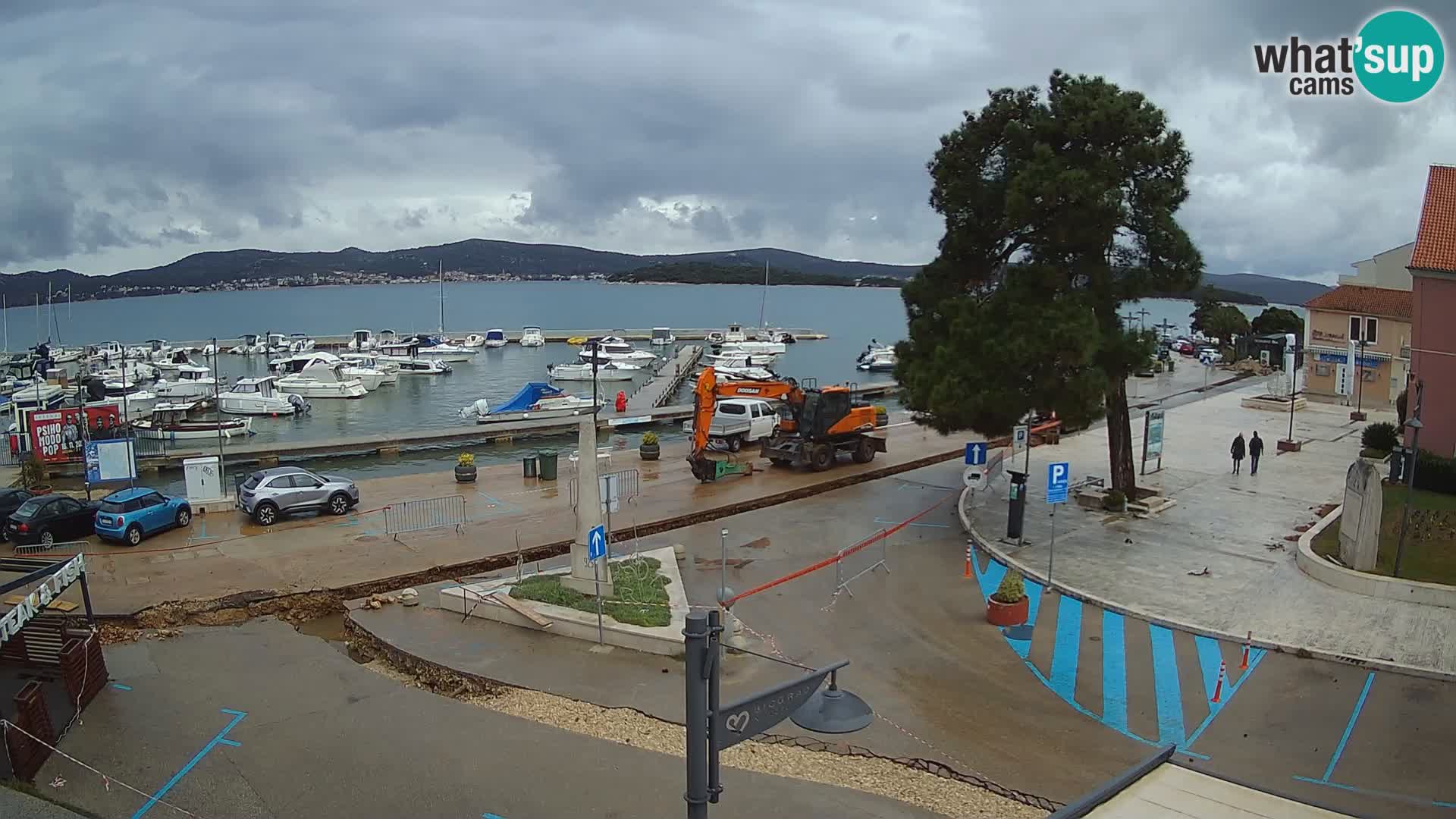 Biograd na Moru webcam – König Tomislav Platz