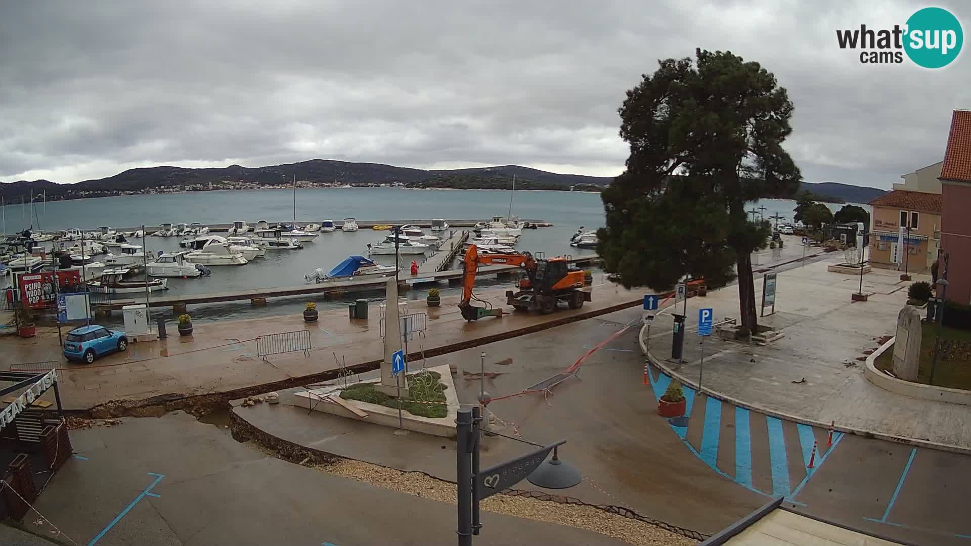 Biograd na Moru webcam – König Tomislav Platz