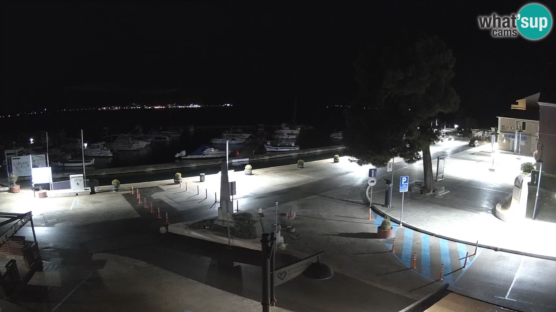 Biograd na Moru webcam – König Tomislav Platz