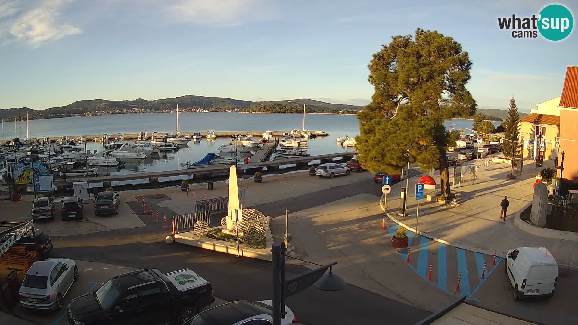 Biograd na Moru webcam – König Tomislav Platz