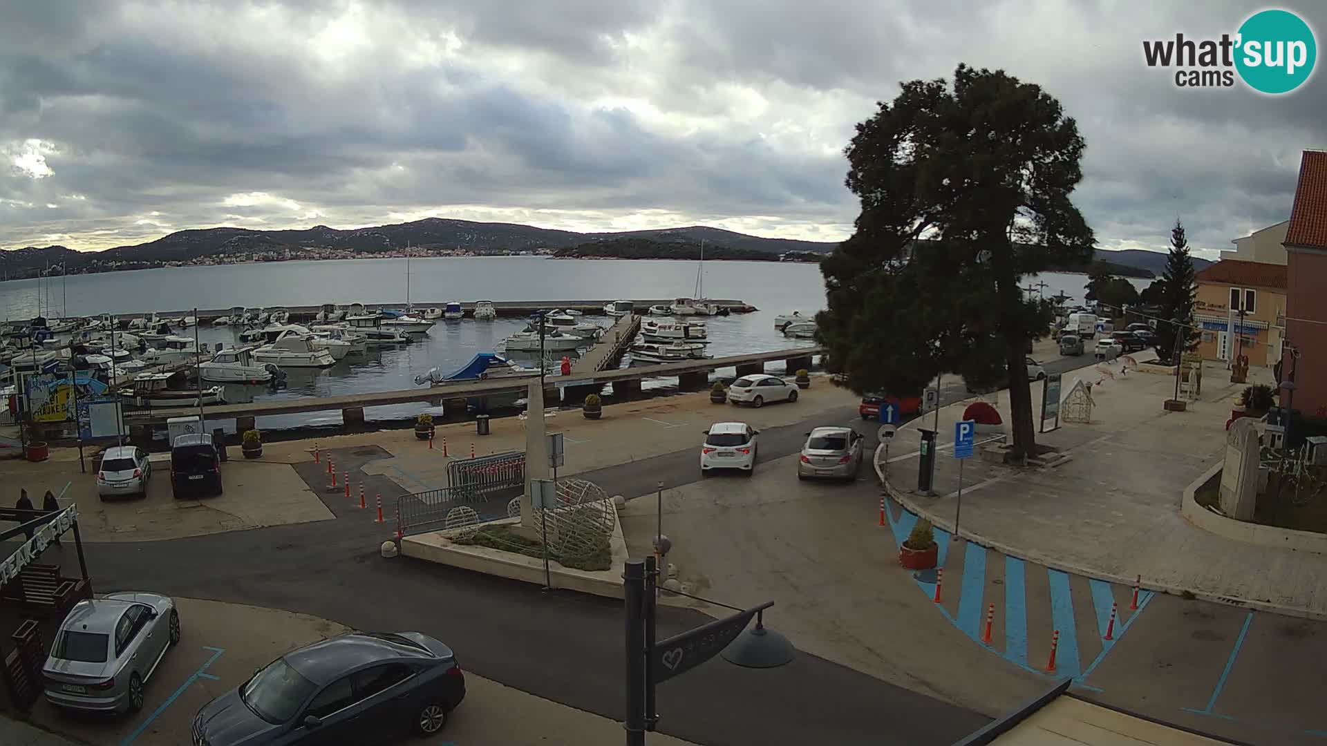 Biograd na Moru webcam – König Tomislav Platz