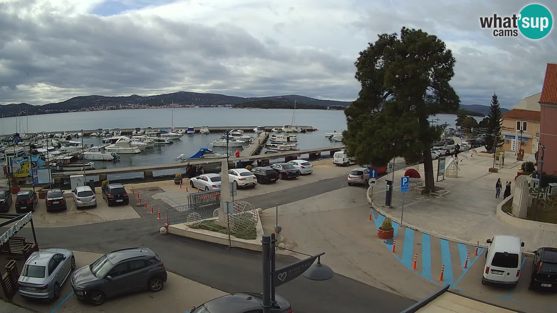 Biograd na Moru webcam – König Tomislav Platz