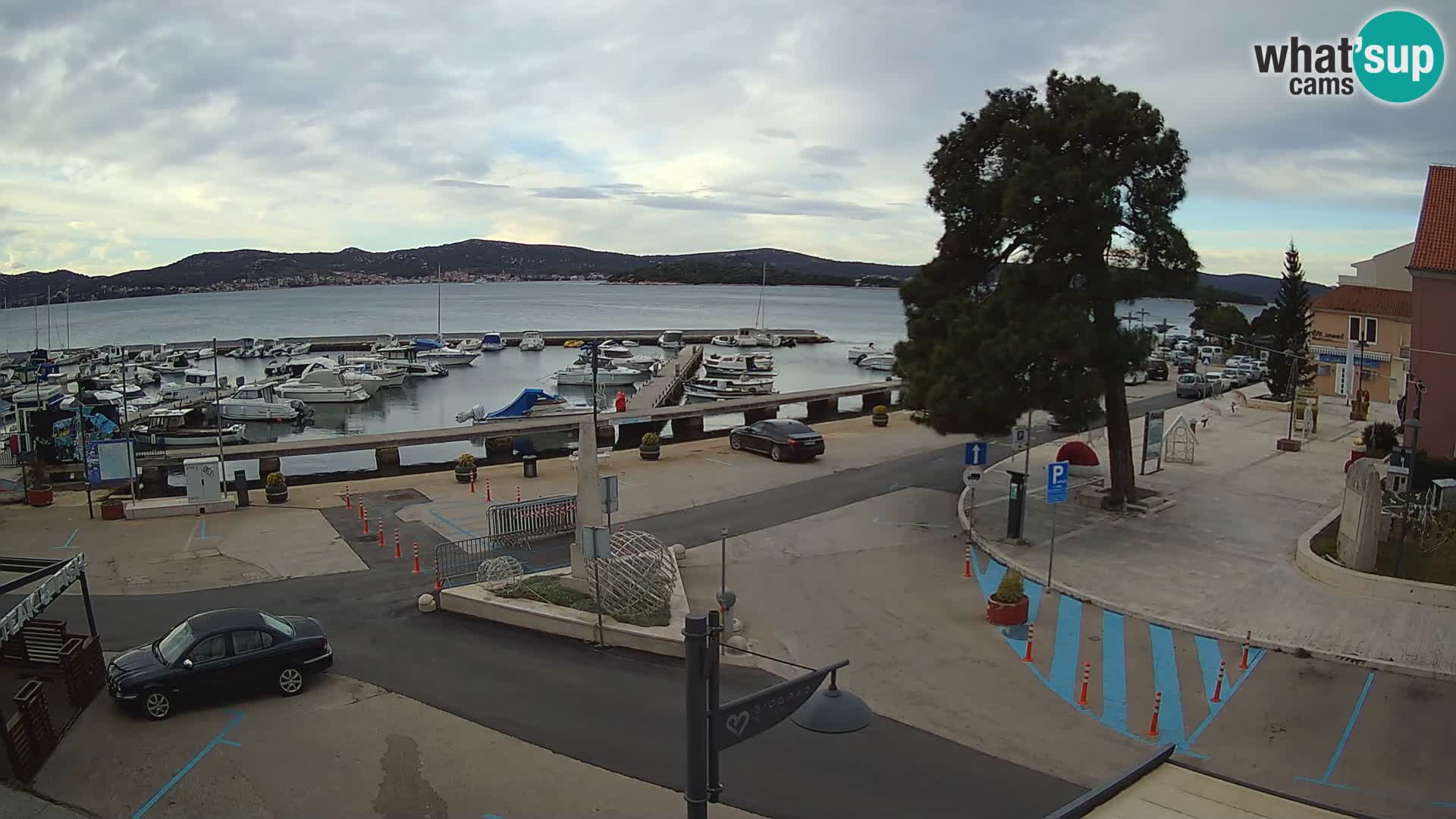 Biograd na Moru webcam – König Tomislav Platz