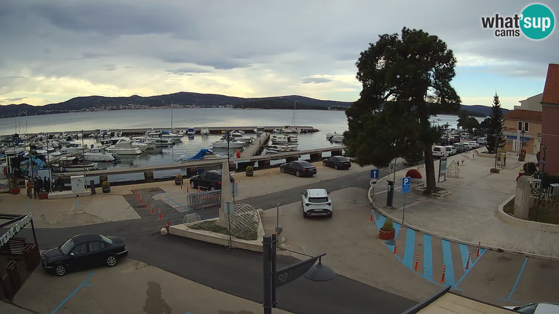 Biograd na Moru webcam – König Tomislav Platz