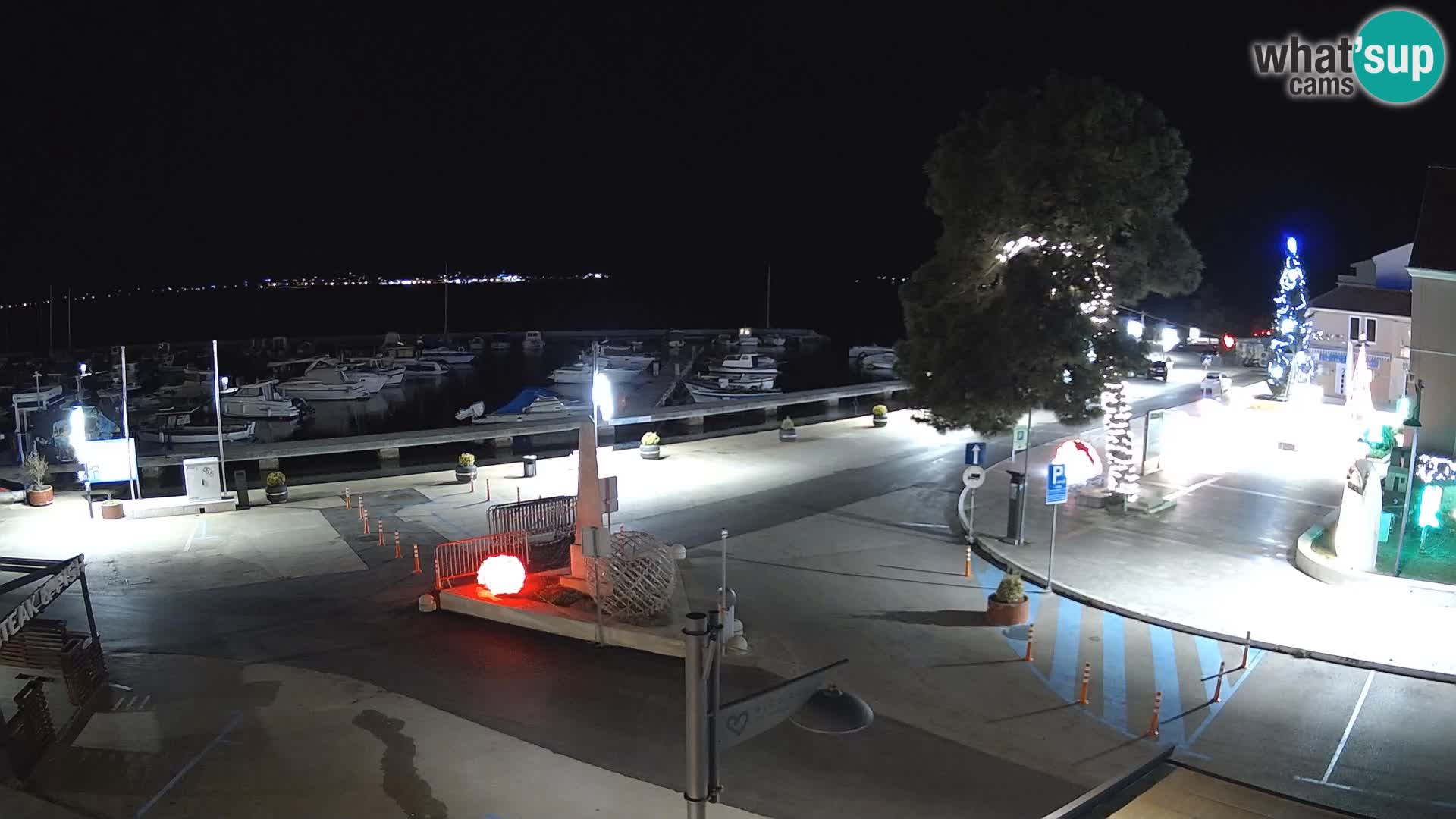 Biograd na Moru webcam – König Tomislav Platz