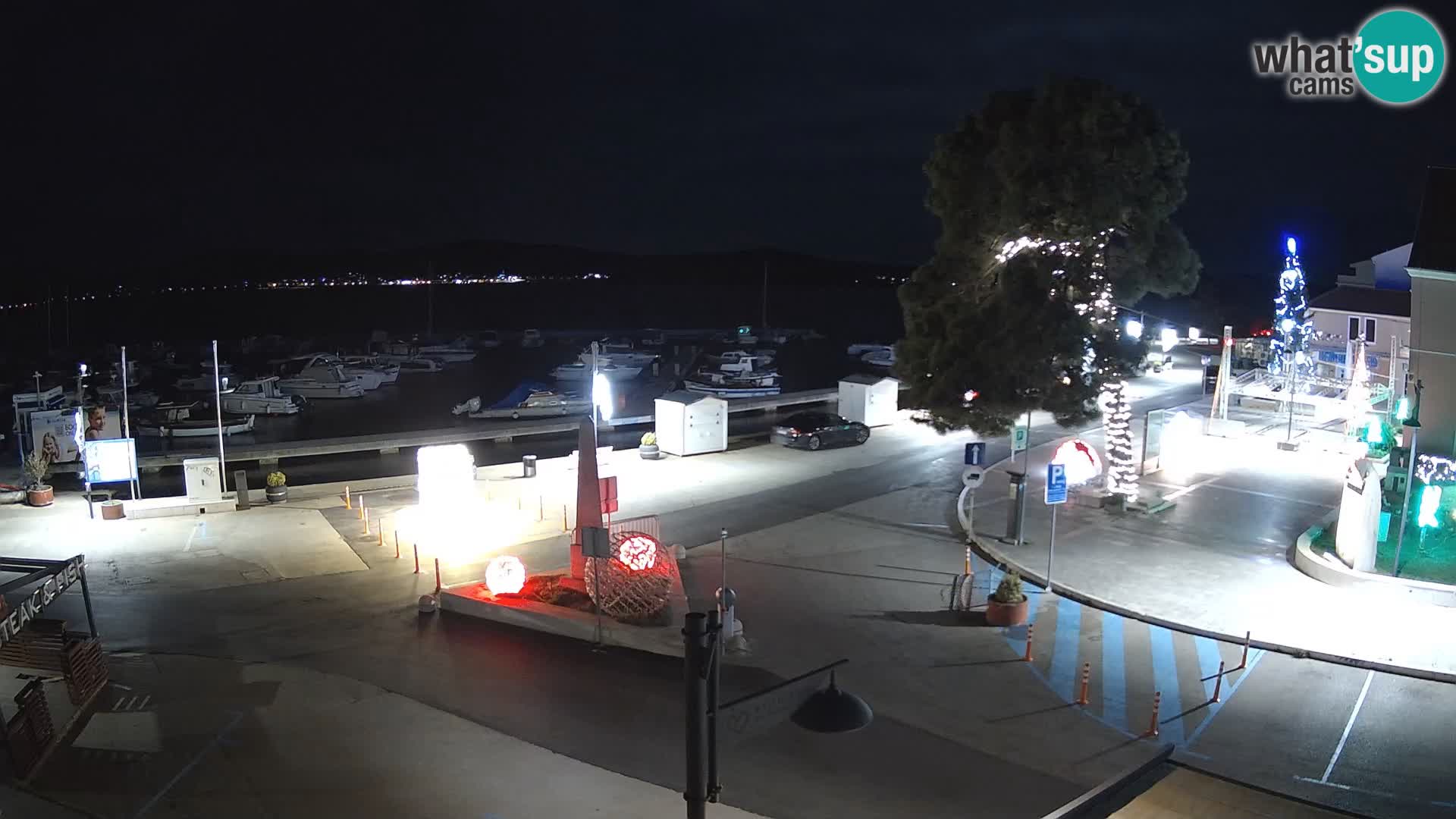 Biograd na Moru webcam – König Tomislav Platz