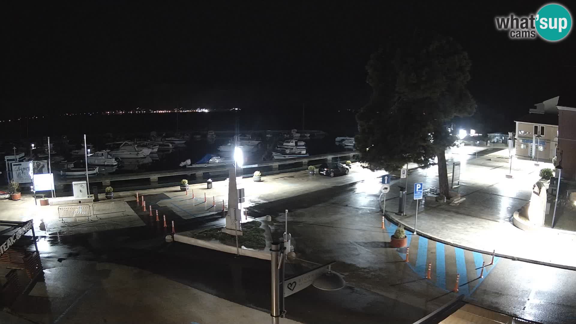 Biograd na Moru webcam – König Tomislav Platz