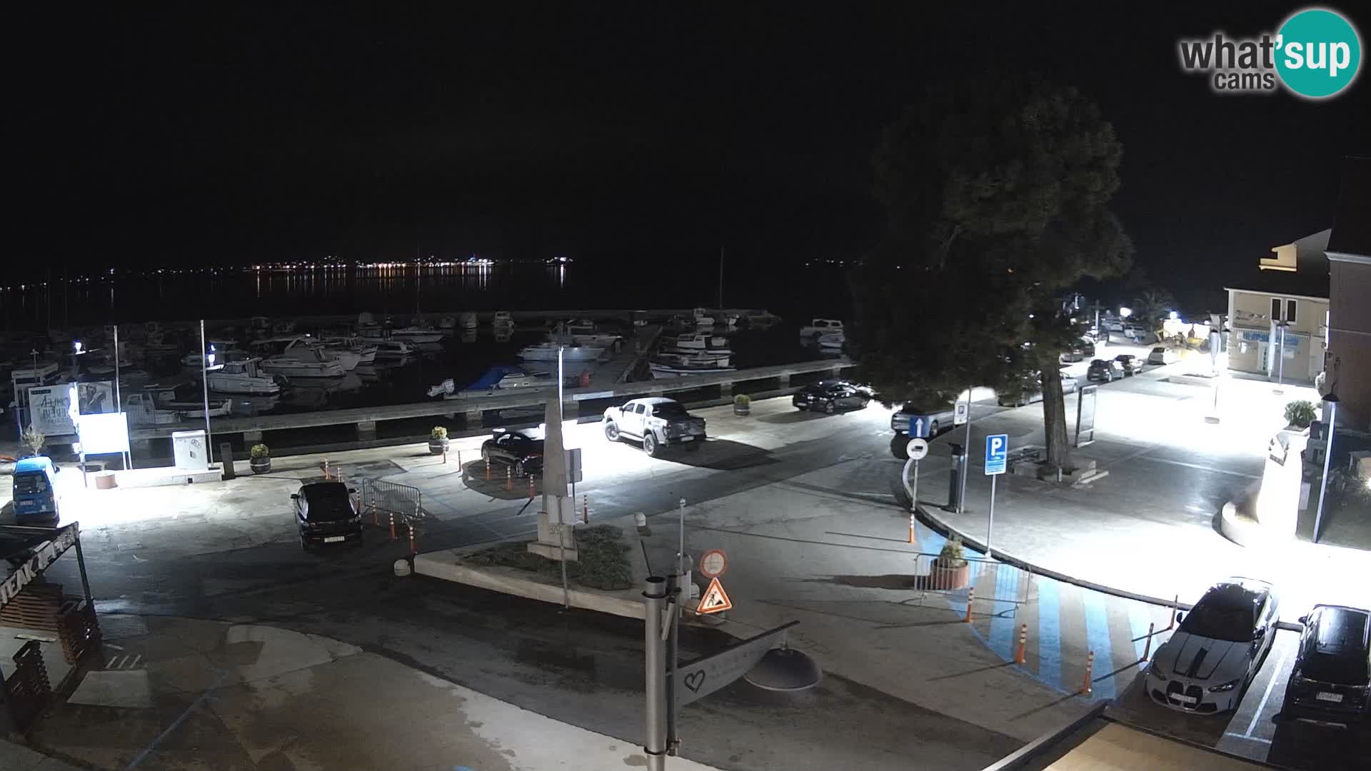 Biograd na Moru webcam – König Tomislav Platz