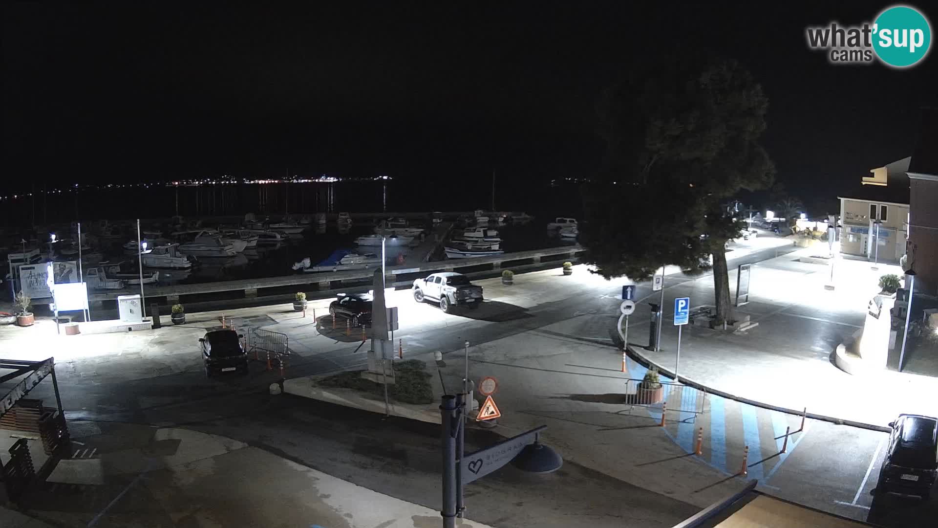 Biograd na Moru webcam – König Tomislav Platz