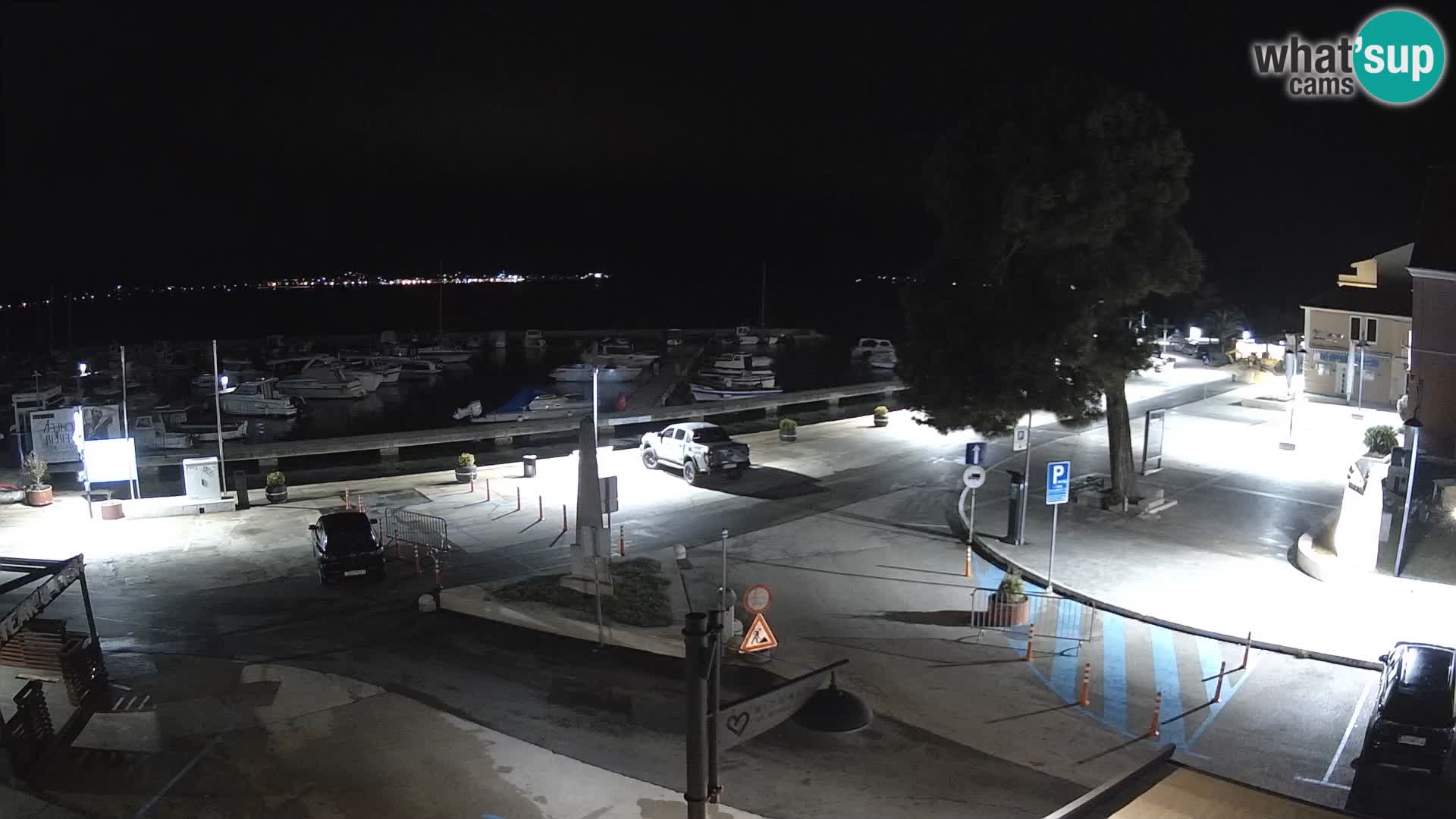 Biograd na Moru webcam – König Tomislav Platz