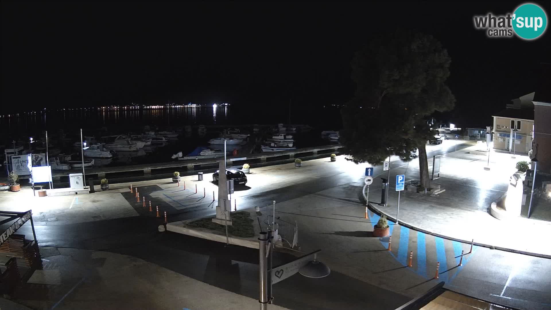 Biograd na Moru webcam – König Tomislav Platz