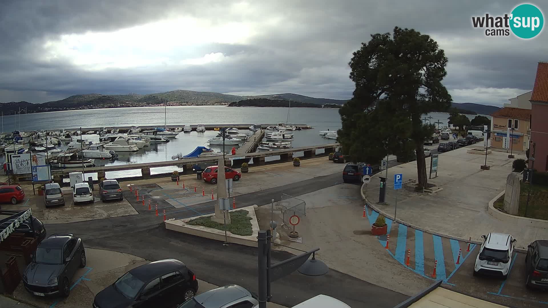 Biograd na Moru webcam – König Tomislav Platz