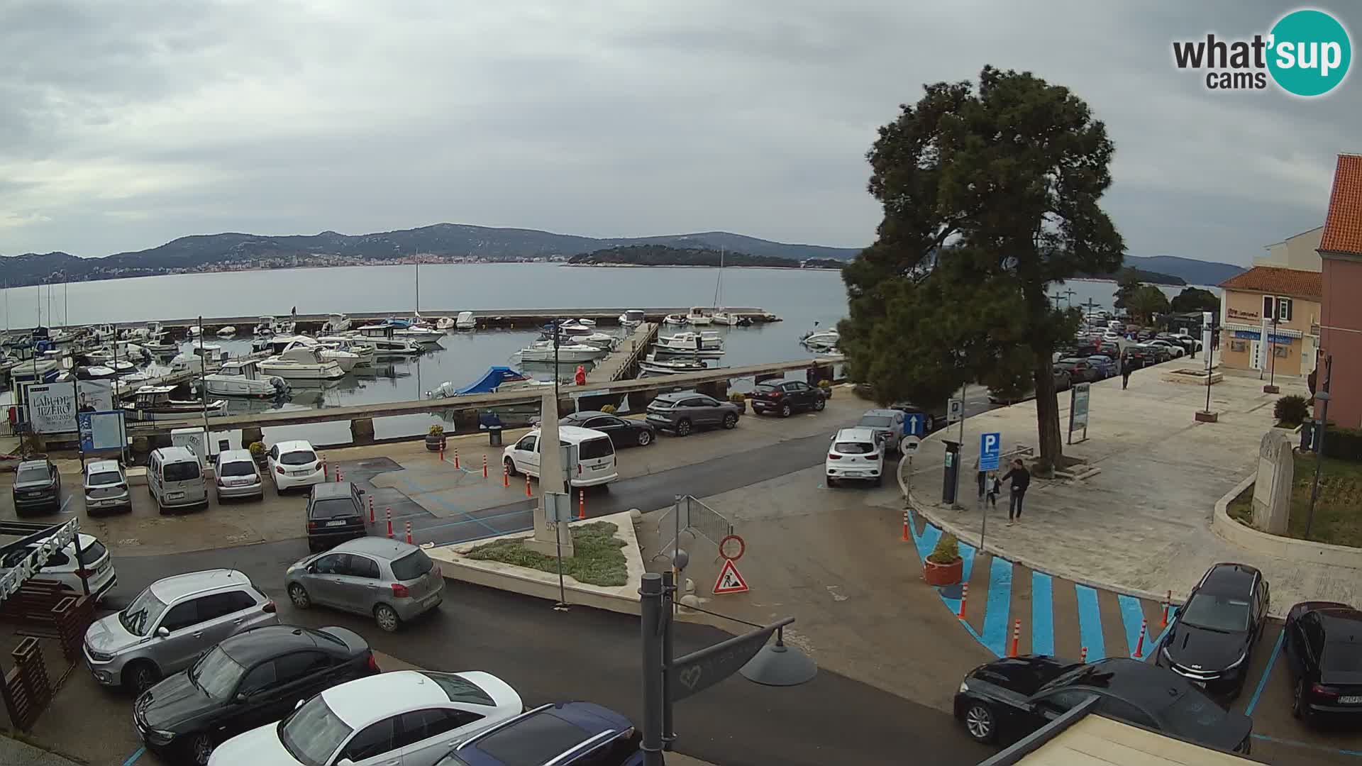 Biograd na Moru webcam – König Tomislav Platz