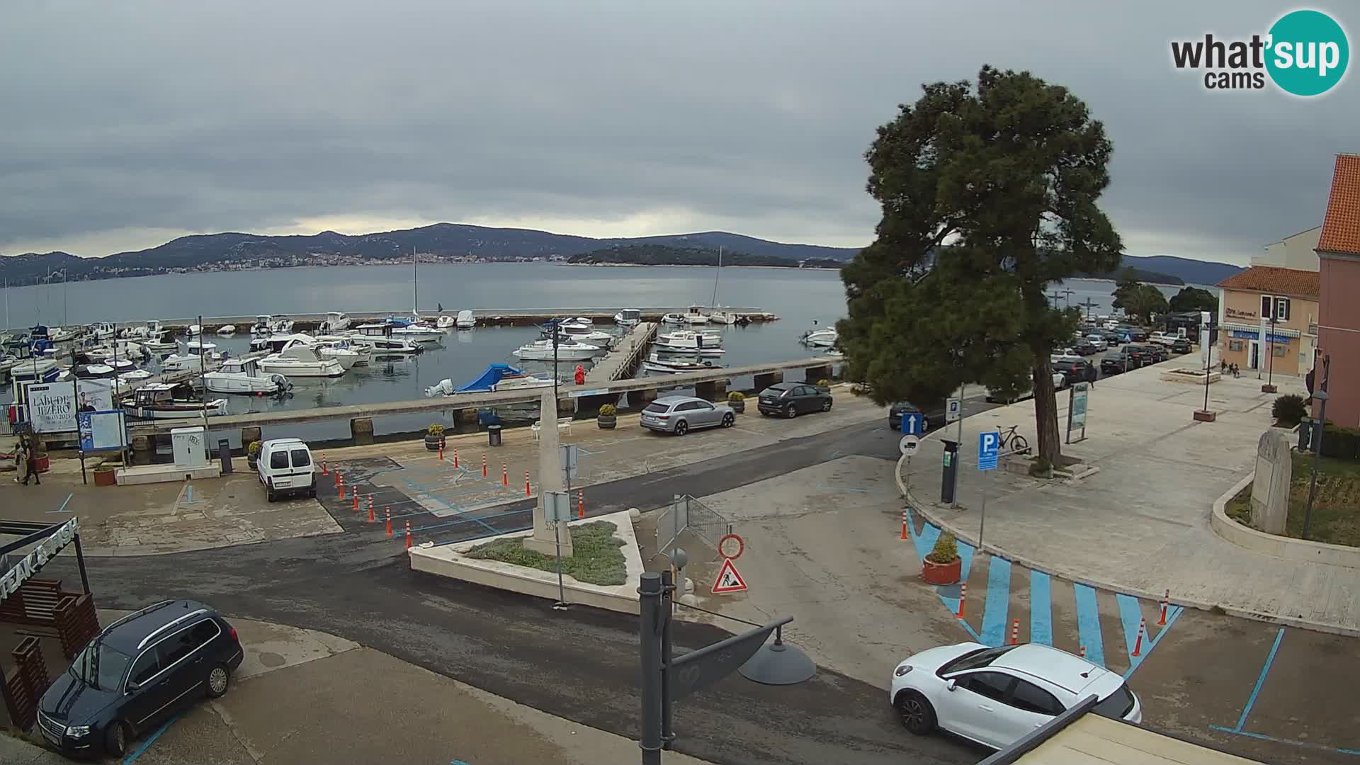 Biograd na Moru webcam – König Tomislav Platz