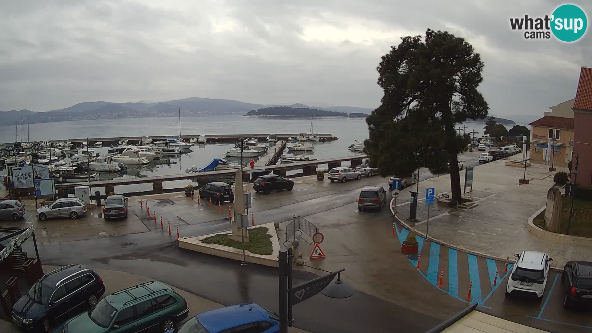 Biograd na Moru webcam – König Tomislav Platz