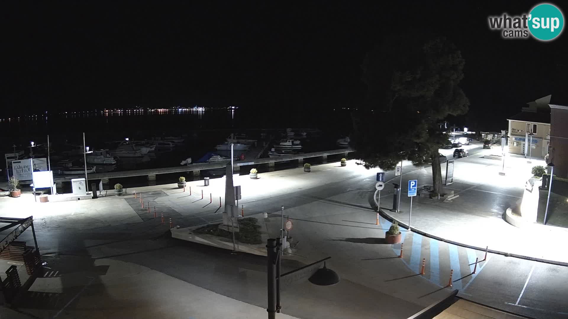 Biograd na Moru webcam – König Tomislav Platz