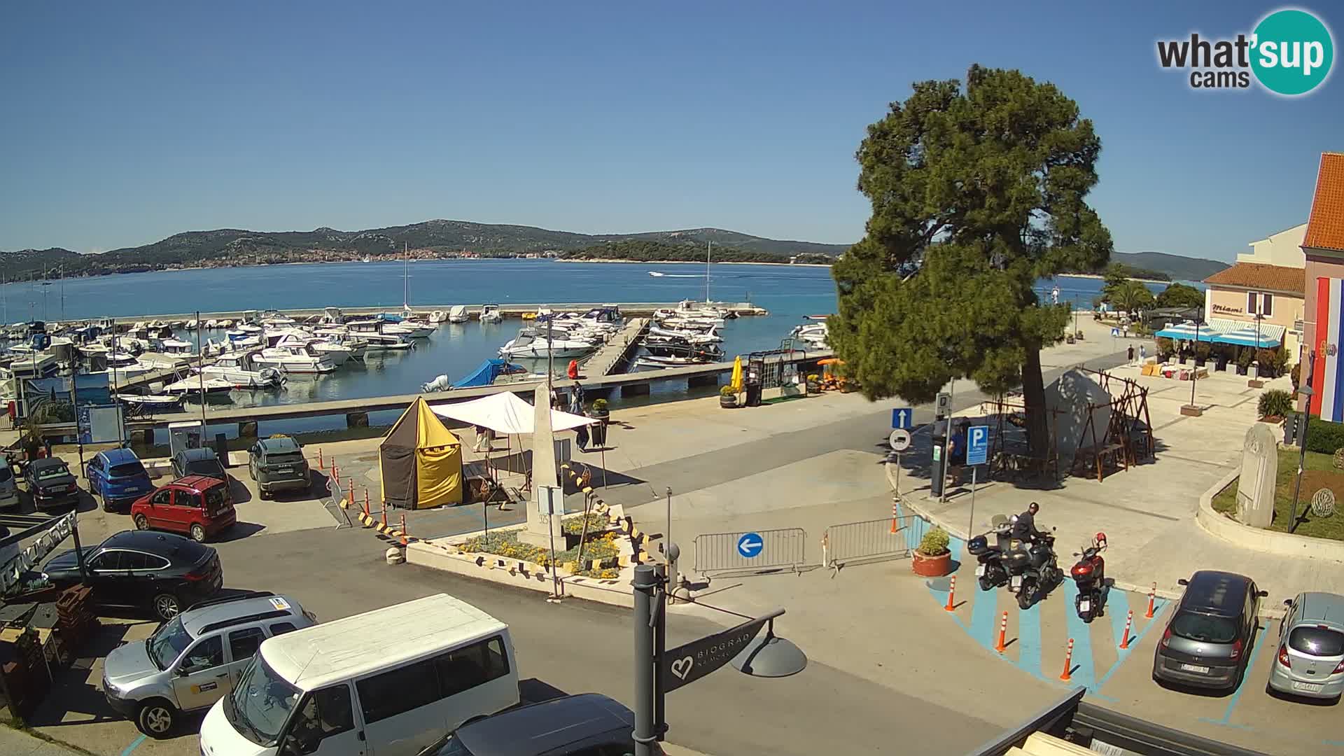 Kamera Biograd na Moru – trg kralja Tomislava
