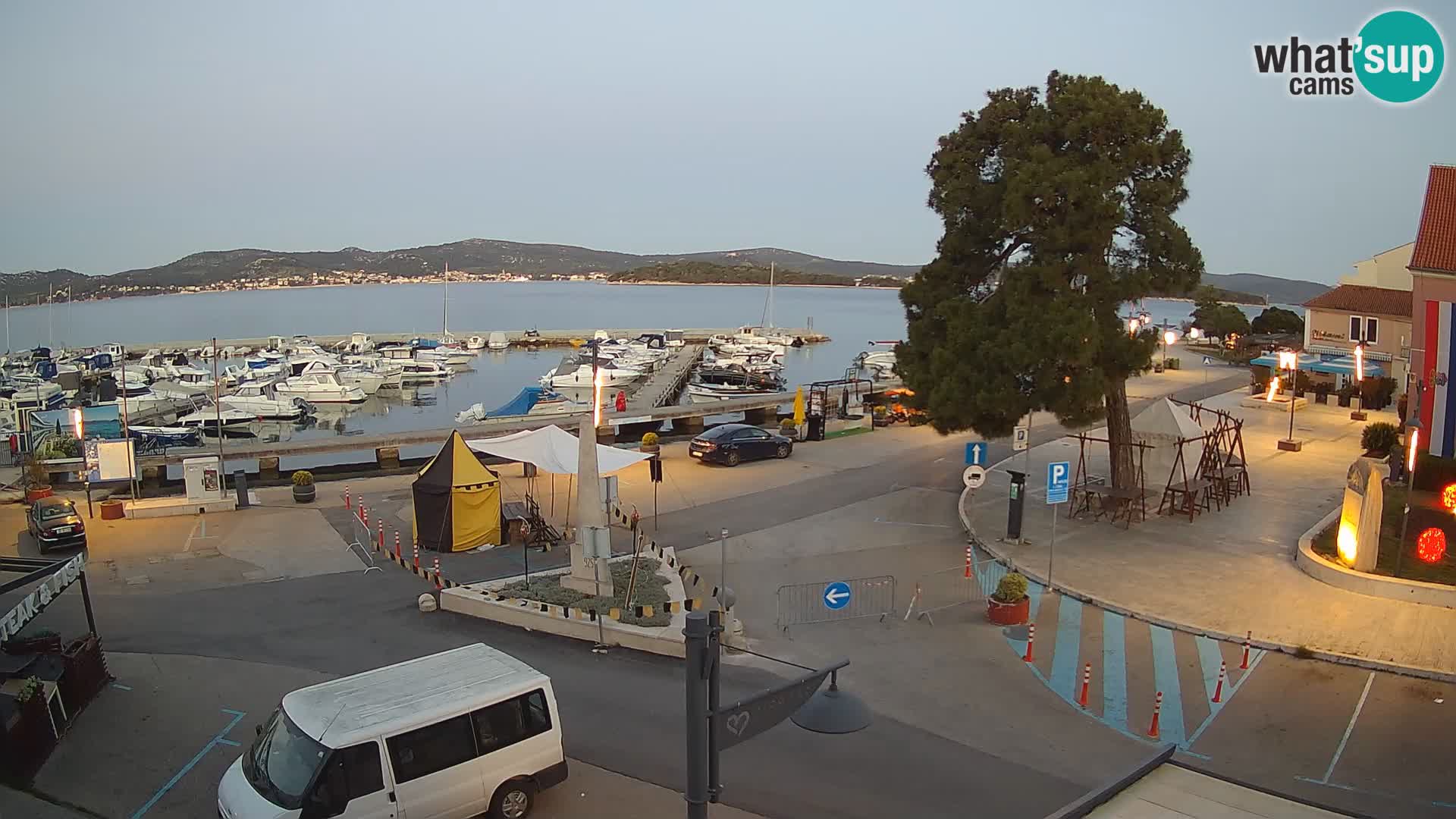 Kamera Biograd na Moru – trg kralja Tomislava