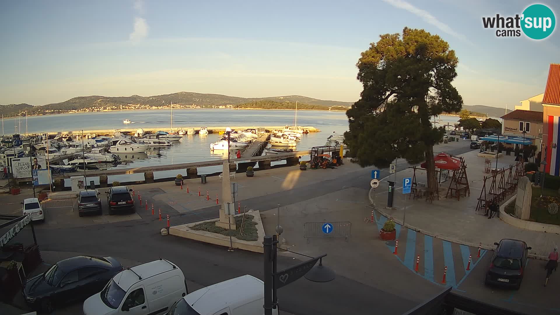 Biograd na Moru webcam – König Tomislav Platz