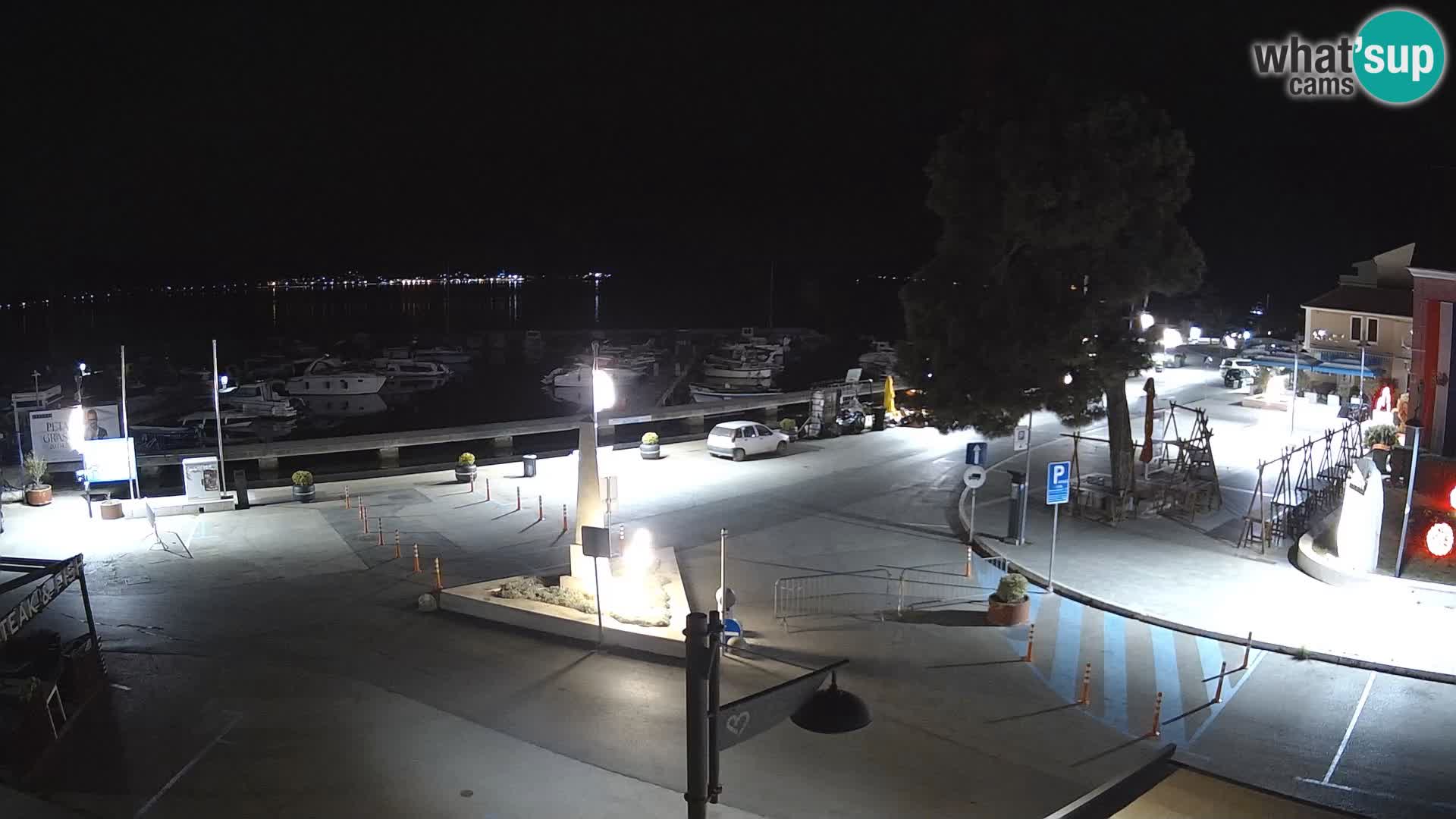 Biograd na Moru webcam – König Tomislav Platz
