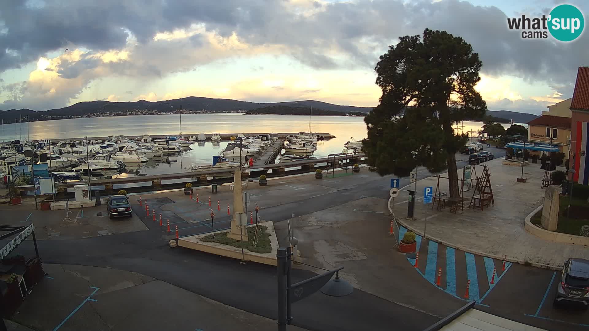 Biograd na Moru webcam – König Tomislav Platz