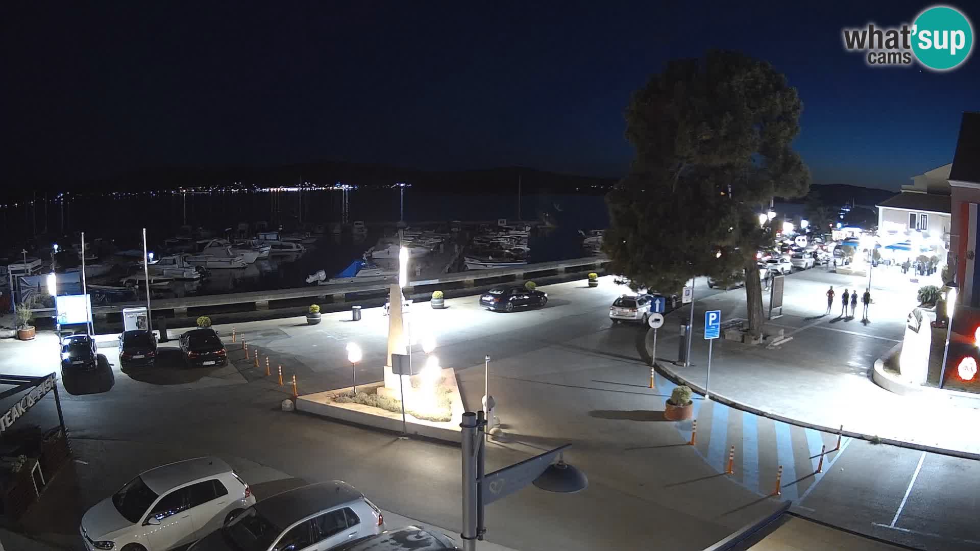 Biograd na Moru webcam – König Tomislav Platz